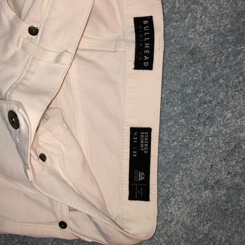 Pacsun, white stacked skinny jeans.